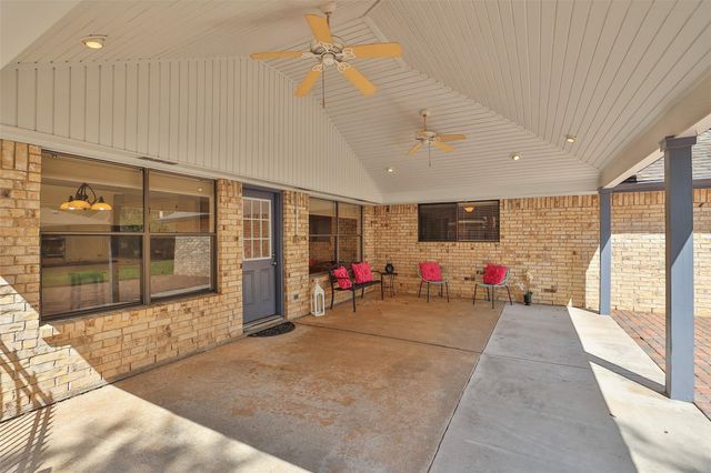 15835 Mesa Gardens Drive, Houston, TX 77095