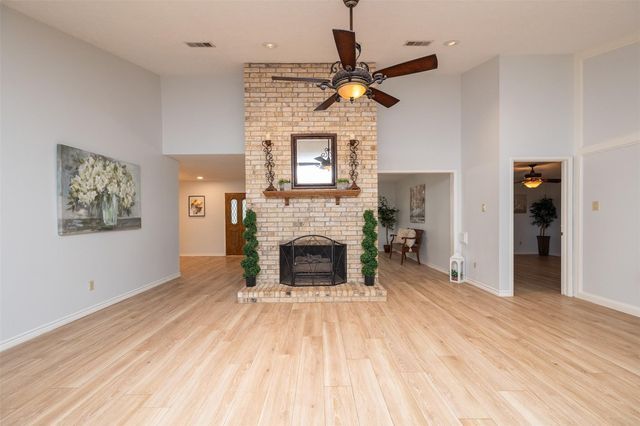 15835 Mesa Gardens Drive, Houston, TX 77095