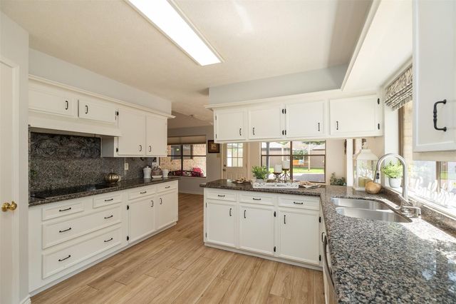 15835 Mesa Gardens Drive, Houston, TX 77095