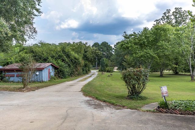 583 Lee Road 0250, Salem, AL 36874