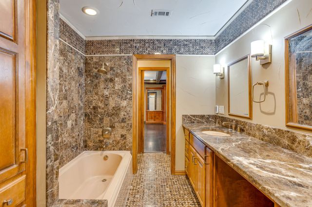 3022 Sherwood Lane, Colleyville, TX 76034