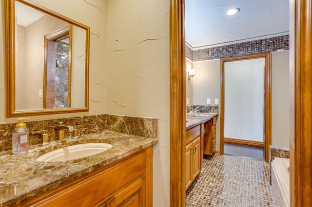 3022 Sherwood Lane, Colleyville, TX 76034