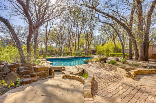 3022 Sherwood Lane, Colleyville, TX 76034
