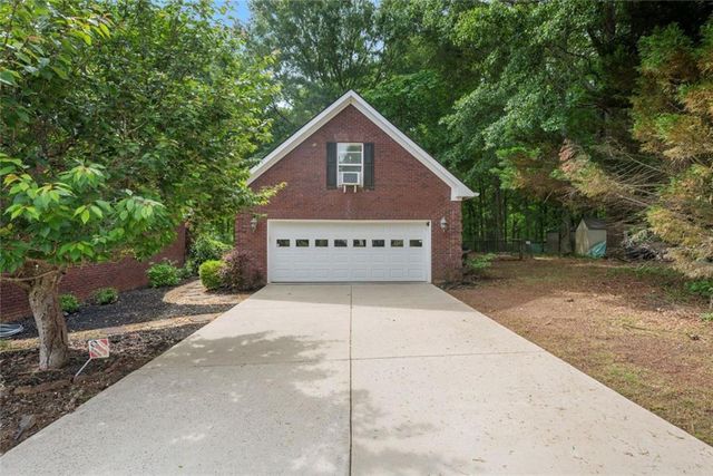 40 Sweetwater, Social Circle, GA 30025
