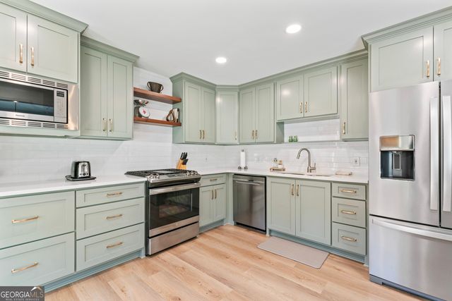 111 Cardell Farms Road, Locust Grove, GA 30248