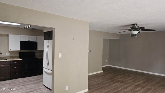 4208 E MONTECITO Avenue, Phoenix, AZ 85018