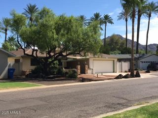 4208 E MONTECITO Avenue, Phoenix, AZ 85018
