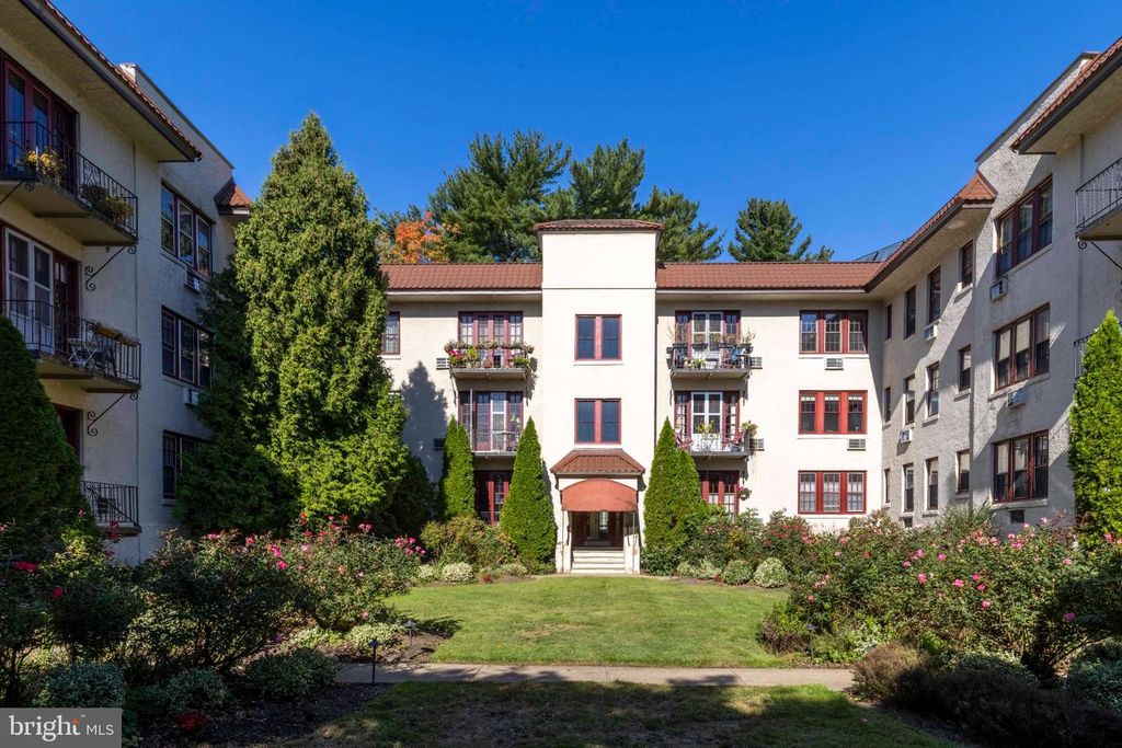 700 ELKINS AVE #C-2, ELKINS PARK, PA 19027 — exterior
