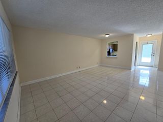 550 SE 2nd Avenue G3, Deerfield Beach, FL 33441