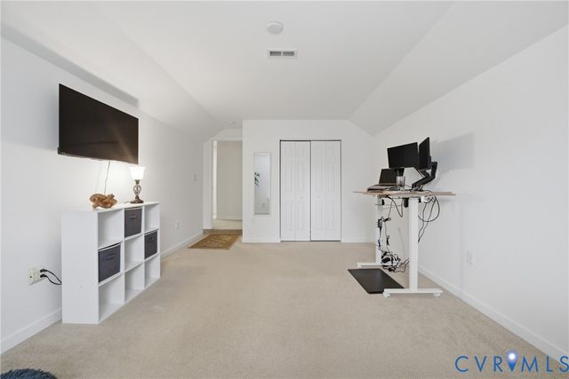 3318 Greenham Dr, Chester, VA 23831