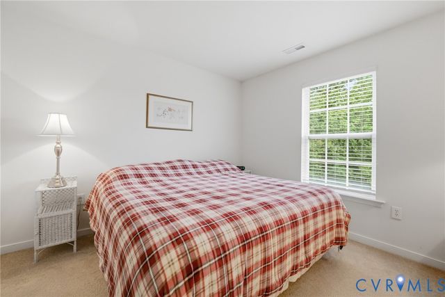 3318 Greenham Dr, Chester, VA 23831