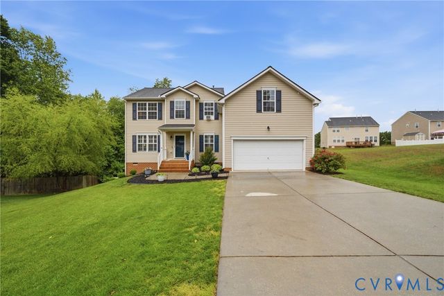 3318 Greenham Dr, Chester, VA 23831