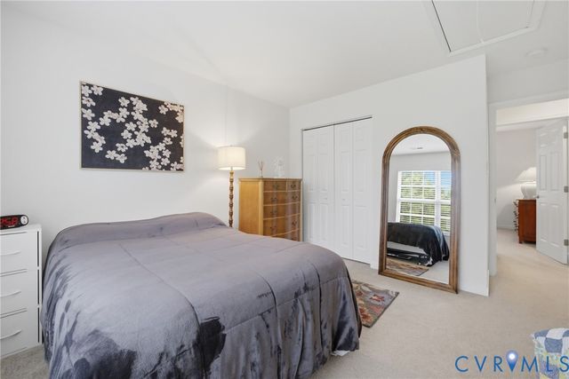 3318 Greenham Dr, Chester, VA 23831