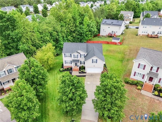 3318 Greenham Dr, Chester, VA 23831