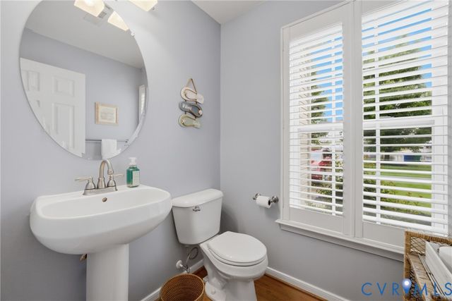 3318 Greenham Dr, Chester, VA 23831