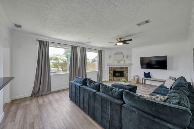 1396 Havelock Drive, Spring, TX 77386