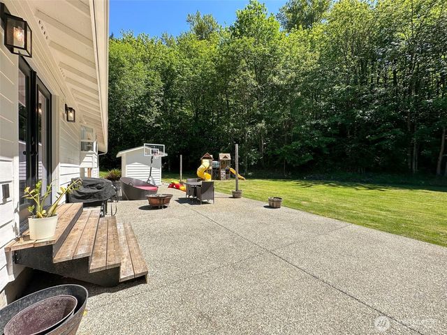 27513 Lower Burnett Road E, Buckley, WA 98321