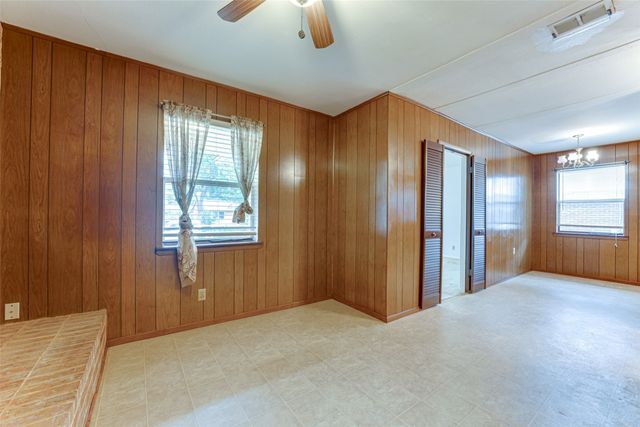 307 E Rio Grande Street, Garland, TX 75041