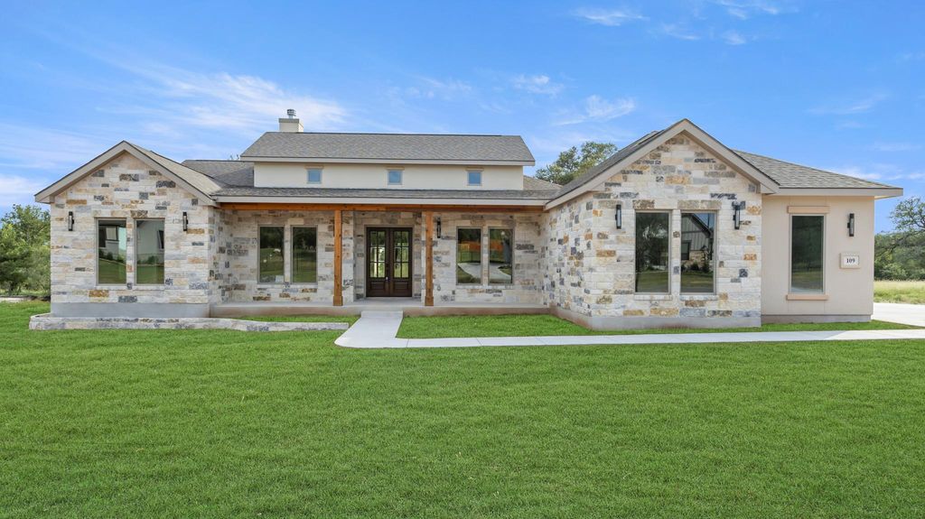 109 Lazy Oak PL, Spicewood, TX 78669