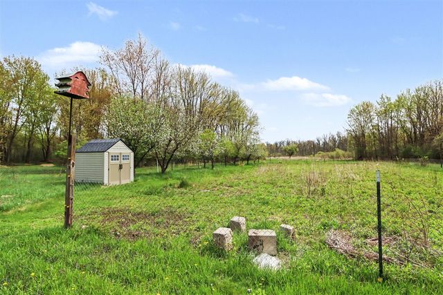 5718 N 20th Street, Kalamazoo, MI 49004