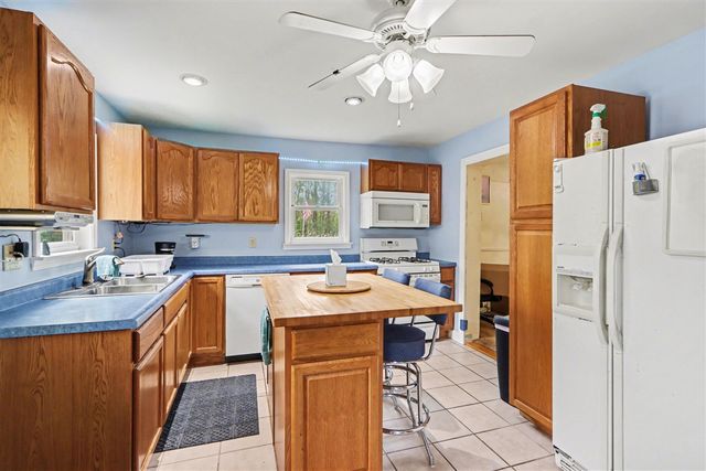 5718 N 20th Street, Kalamazoo, MI 49004