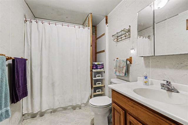 5718 N 20th Street, Kalamazoo, MI 49004