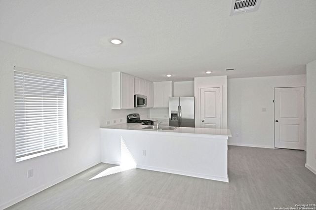 1855 Wood Warbler, New Braunfels, TX 78130