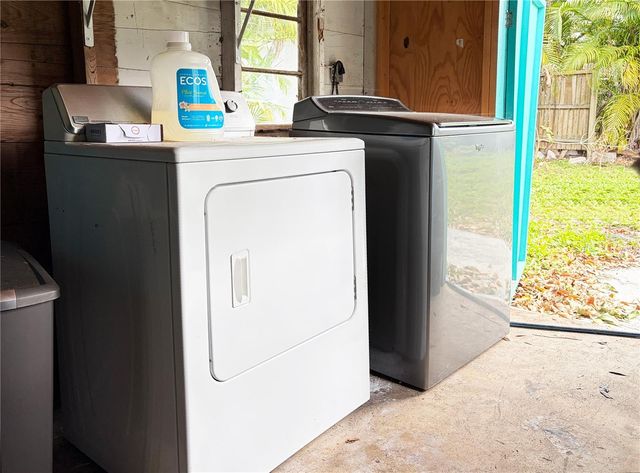 1614 S BALLARD PARK DRIVE, Bradenton, FL 34205