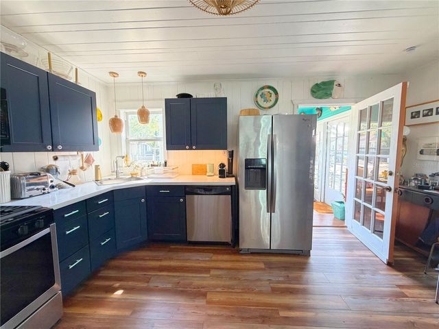 1614 S BALLARD PARK DRIVE, Bradenton, FL 34205