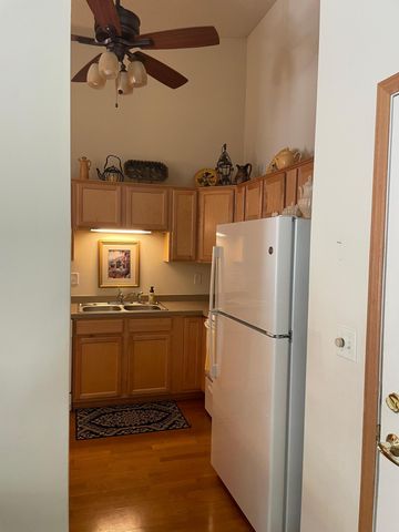 2231 Penn Place 305, North Saint Paul, MN 55109