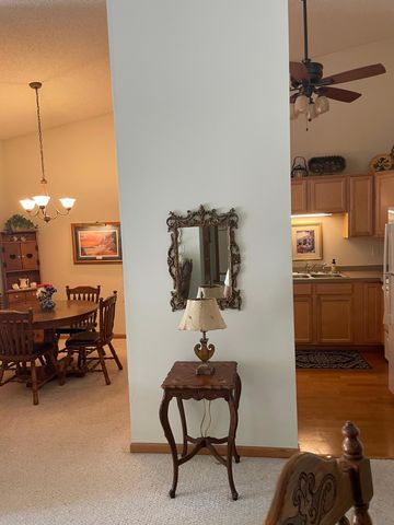 2231 Penn Place 305, North Saint Paul, MN 55109