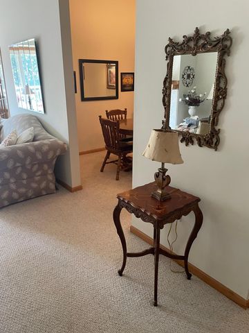 2231 Penn Place 305, North Saint Paul, MN 55109