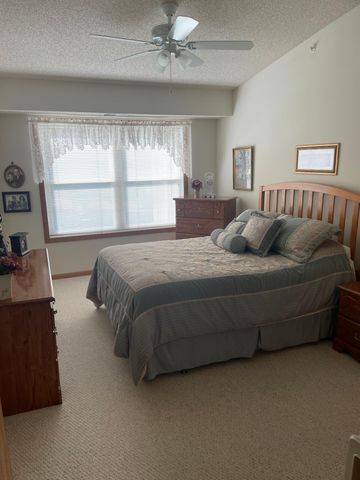 2231 Penn Place 305, North Saint Paul, MN 55109