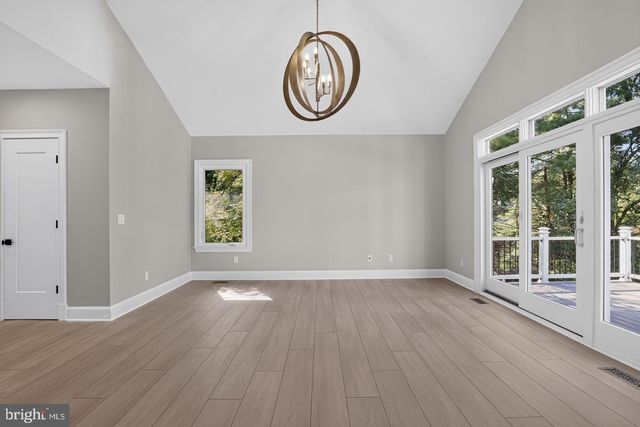 10240 DEMOCRACY BLVD, Potomac, MD 20854