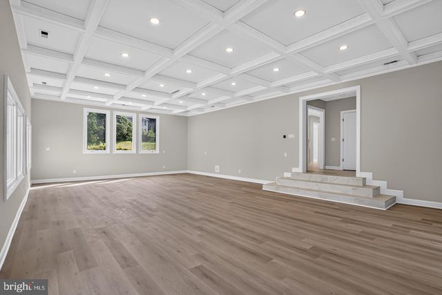 10240 DEMOCRACY BLVD, Potomac, MD 20854