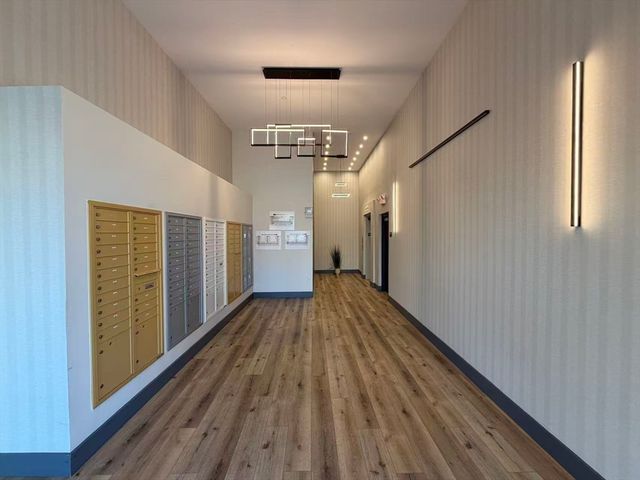 60 Cross St E 222, Somerville, MA 02143