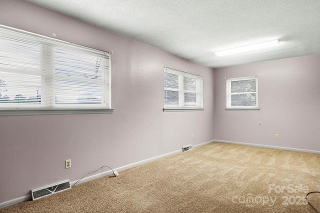 3110 W Zion Church Road, Shelby, NC 28150