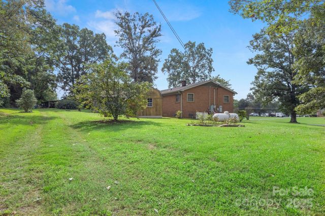 3110 W Zion Church Road, Shelby, NC 28150