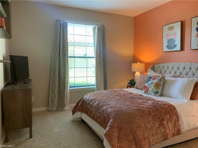 9433 Benvenuto Ct Unit 101, Naples, FL 34119