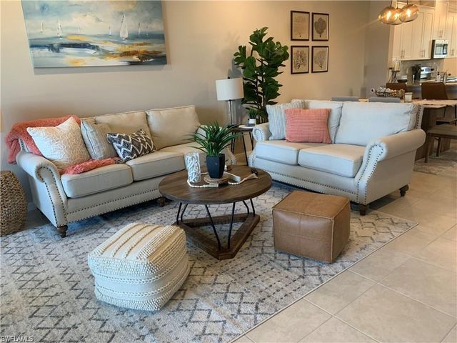 9433 Benvenuto Ct Unit 101, Naples, FL 34119