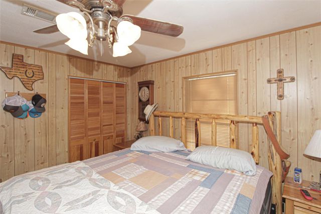 347 E Highland Drive, Livingston, TX 77351