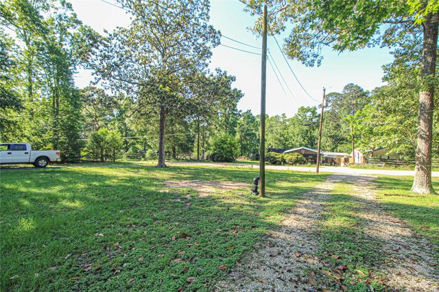 347 E Highland Drive, Livingston, TX 77351
