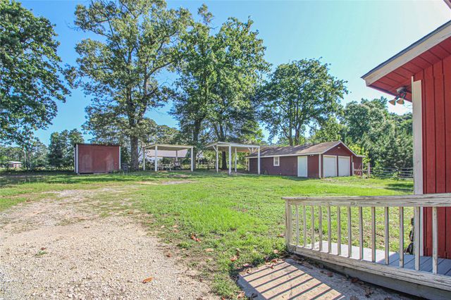 347 E Highland Drive, Livingston, TX 77351