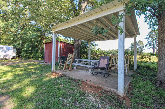 347 E Highland Drive, Livingston, TX 77351