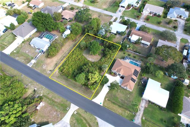 139 S Wimbrow Drive, Sebastian, FL 32958