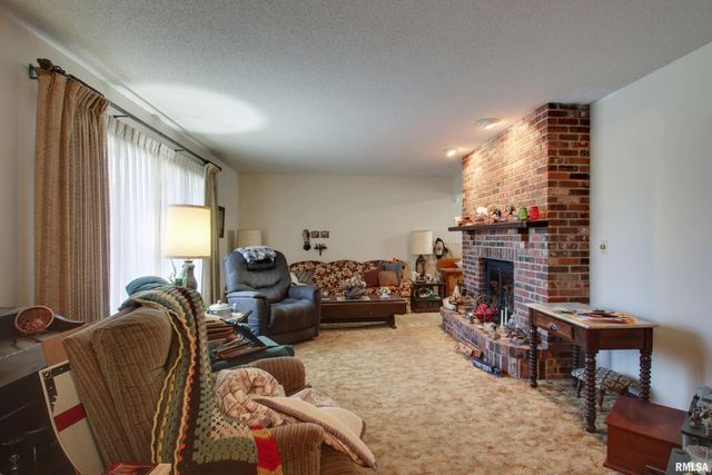 1620 Gayla Drive, Quincy, IL 62305