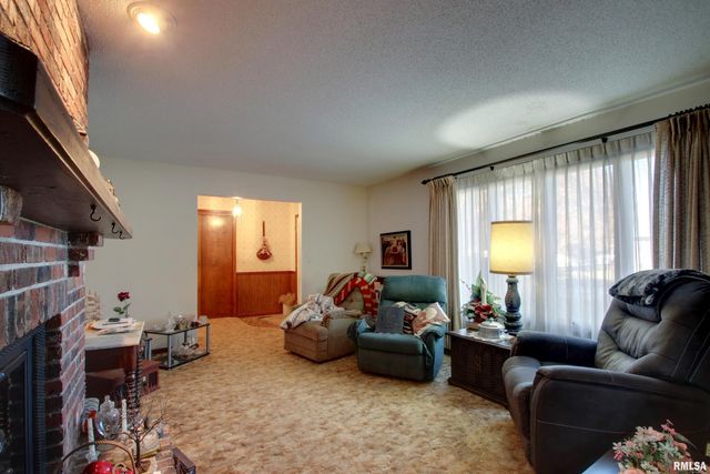 1620 Gayla Drive, Quincy, IL 62305