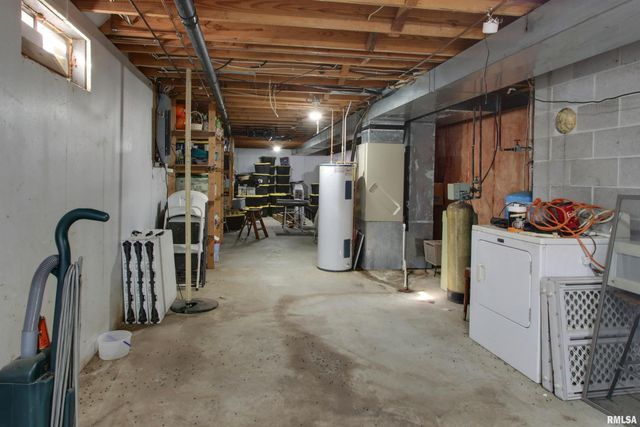 1620 Gayla Drive, Quincy, IL 62305