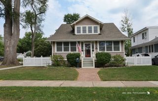 324 W Slade Street, Palatine, IL 60067