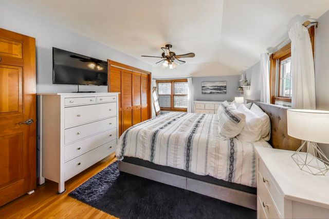 1607 S Ashland Avenue, Park Ridge, IL 60068